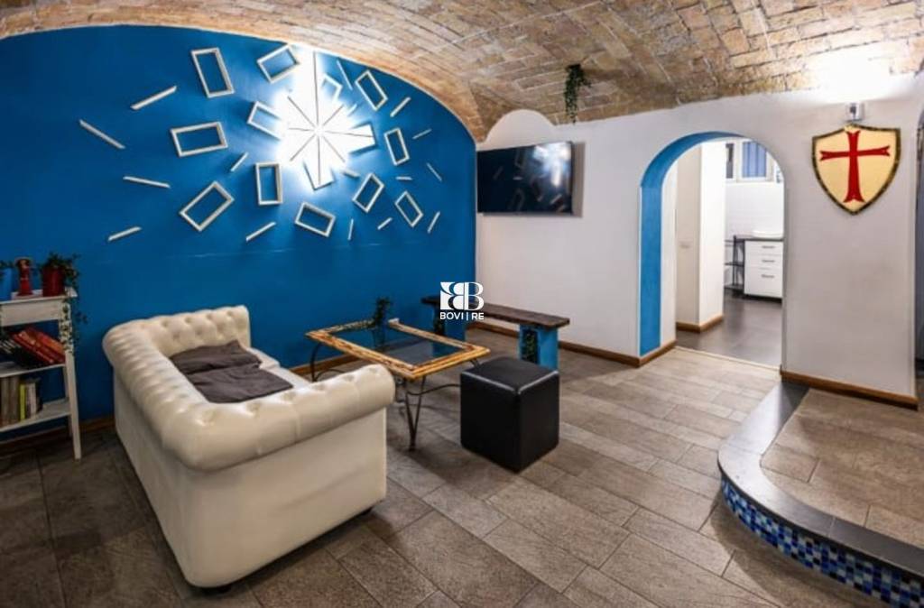 negozio in vendita a Roma in zona Esquilino