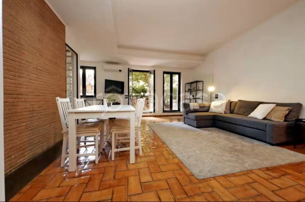 appartamento in vendita a Roma in zona Rione Prati