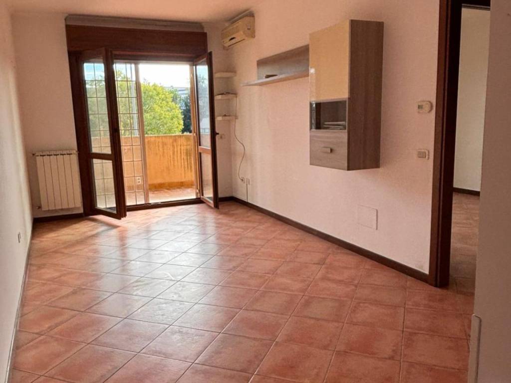 appartamento in vendita a Roma in zona Vitinia