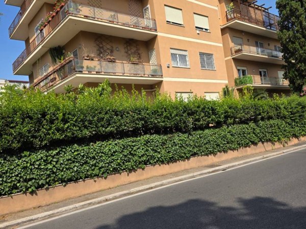 appartamento in vendita a Roma in zona Della Vittoria