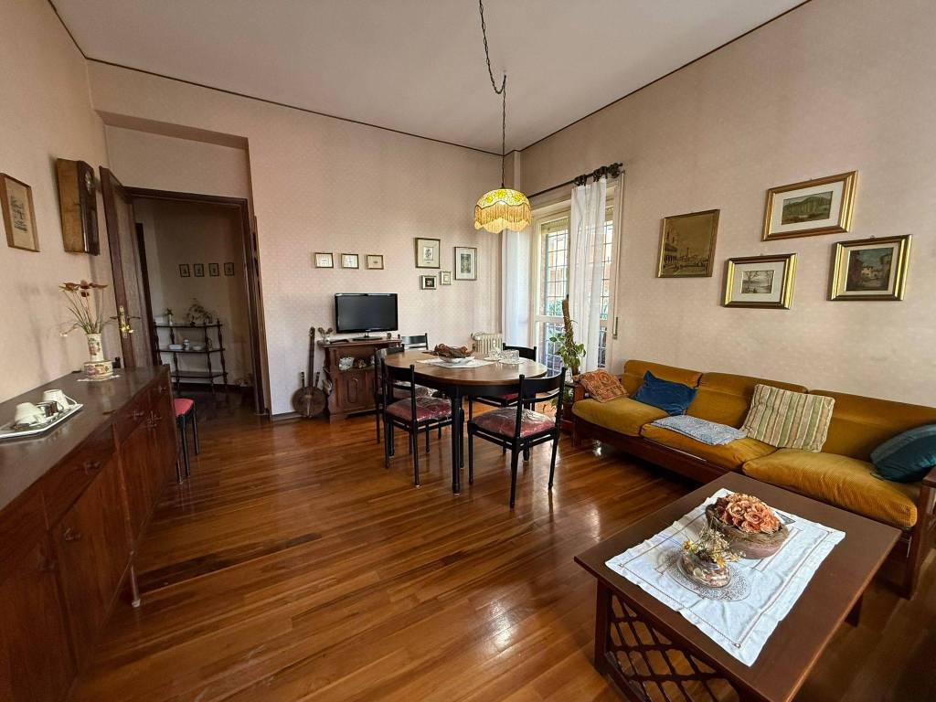 appartamento in vendita a Roma in zona Ostia