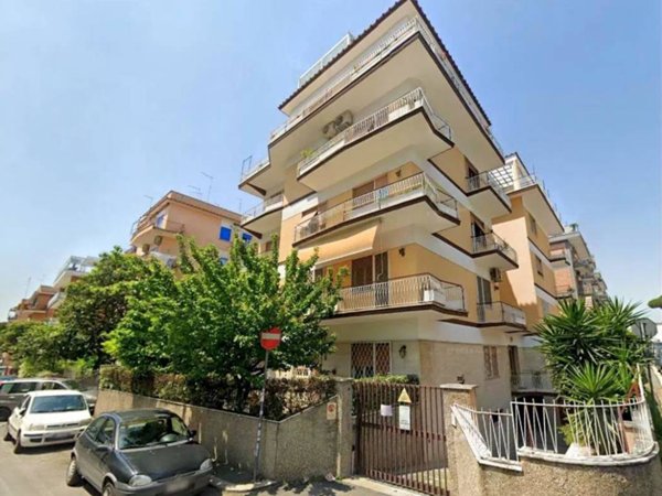 appartamento in vendita a Roma in zona Torrevecchia