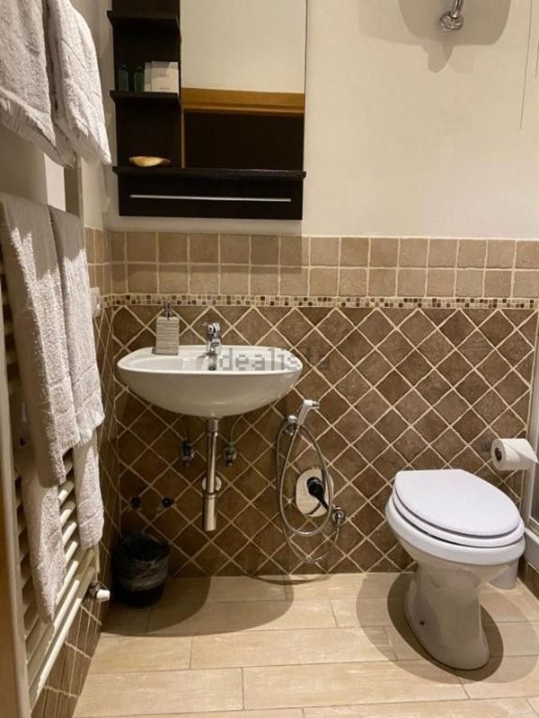 appartamento in vendita a Roma in zona Trastevere