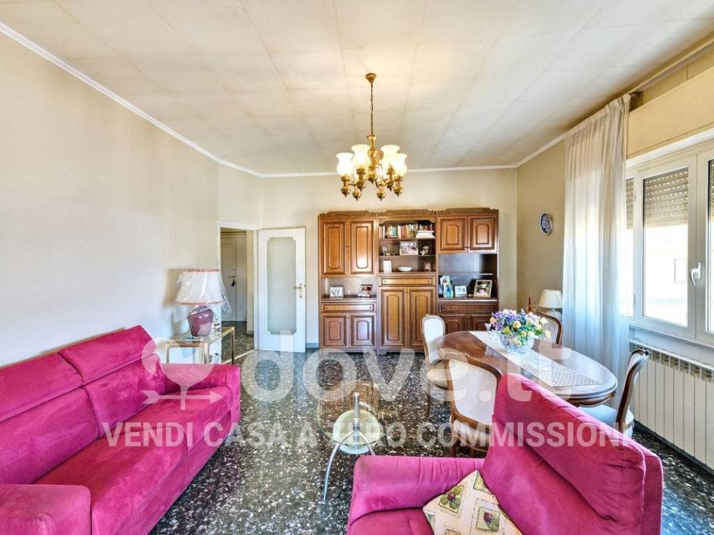 appartamento in vendita a Roma in zona Torrione Cerquetta