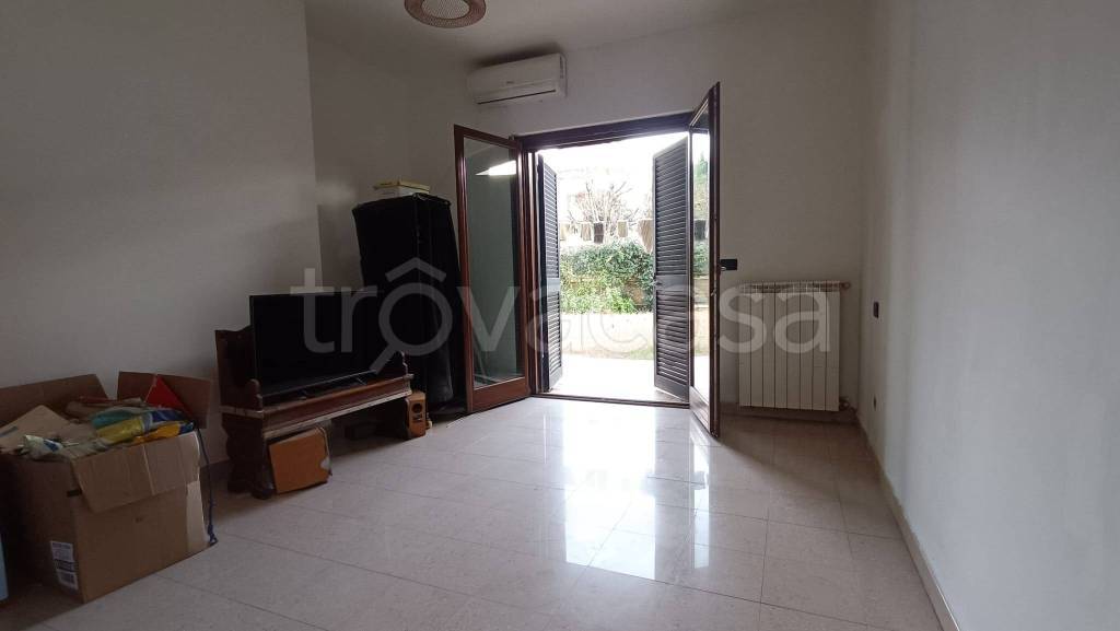 appartamento in vendita a Roma in zona Mezzocammino