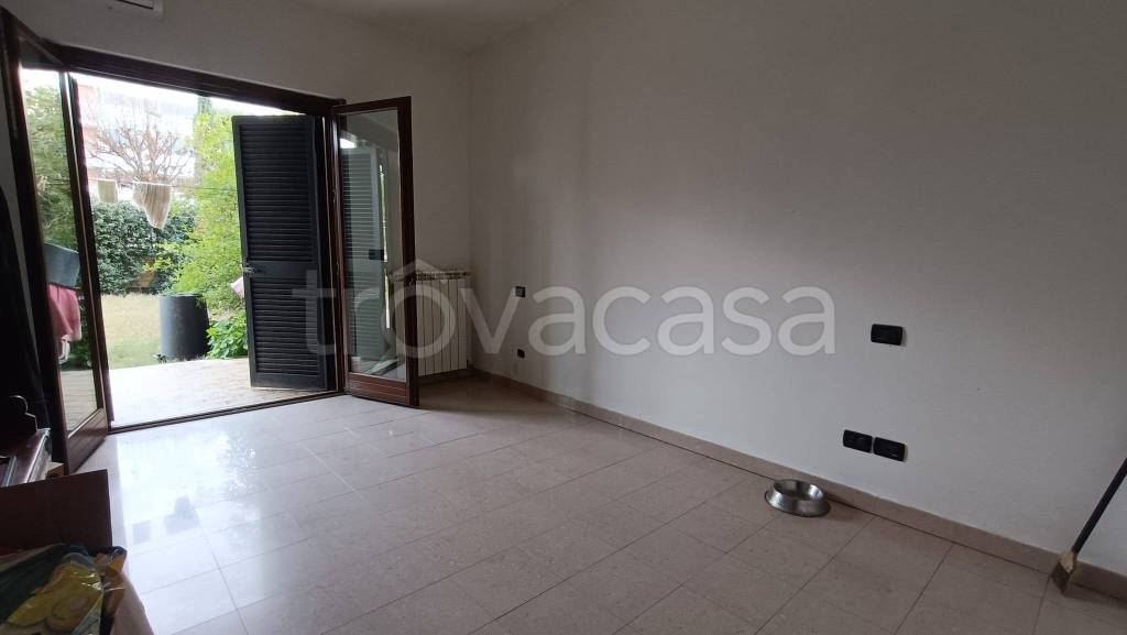 appartamento in vendita a Roma in zona Mezzocammino