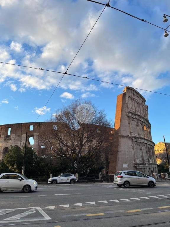 appartamento in vendita a Roma in zona Celio