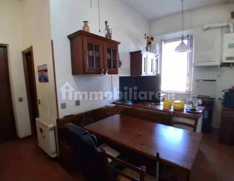 appartamento in vendita a Roma in zona Ostiense