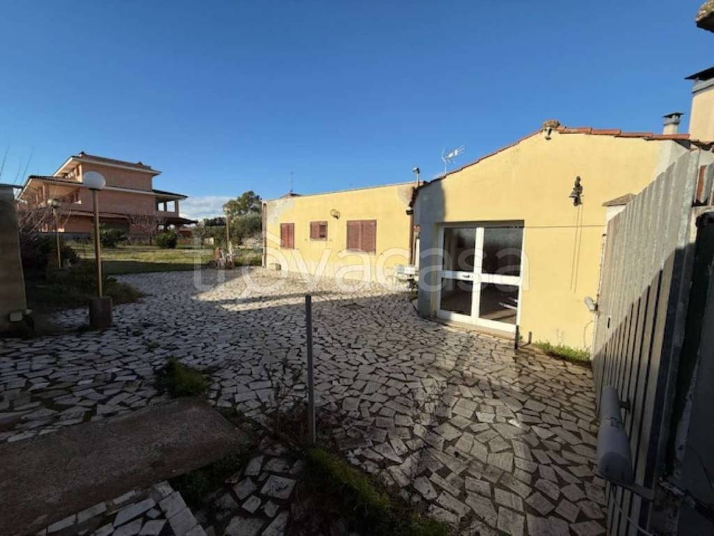 casa indipendente in vendita a Roma in zona Ostiense