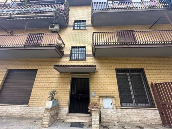 appartamento in vendita a Roma in zona Tor Vergata/Torrenova