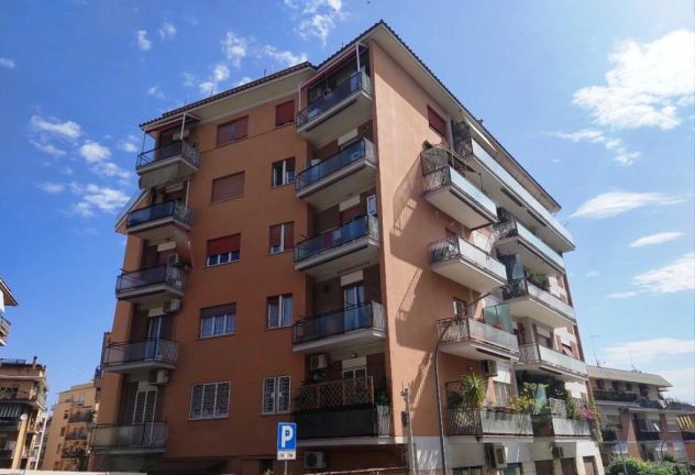 appartamento in vendita a Roma in zona Gianicolense