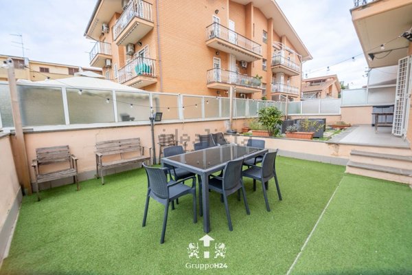 appartamento in vendita a Roma in zona Montespaccato