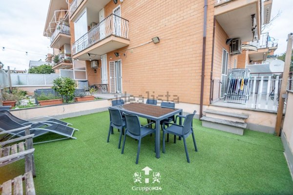 appartamento in vendita a Roma in zona Montespaccato