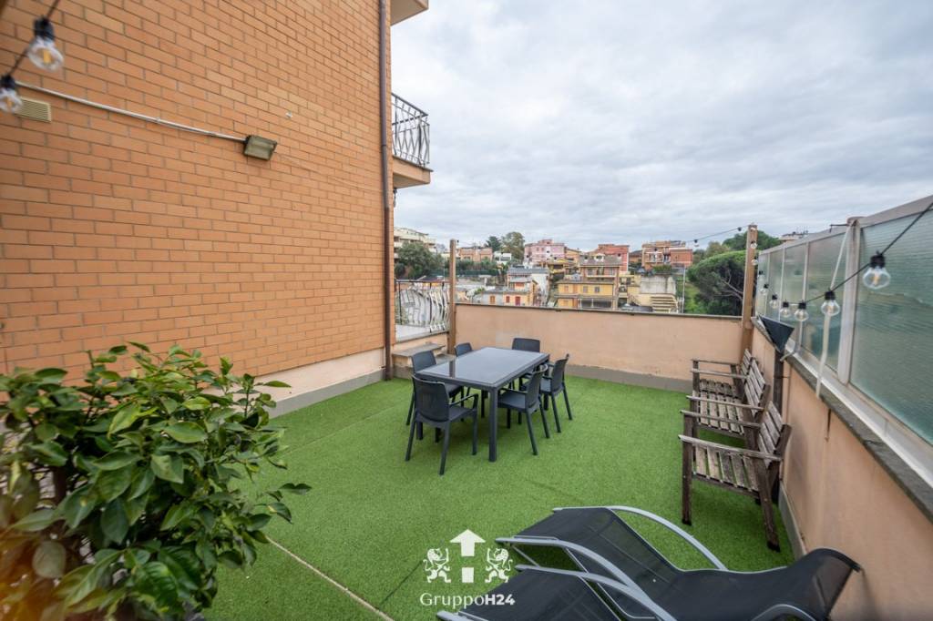 appartamento in vendita a Roma in zona Montespaccato