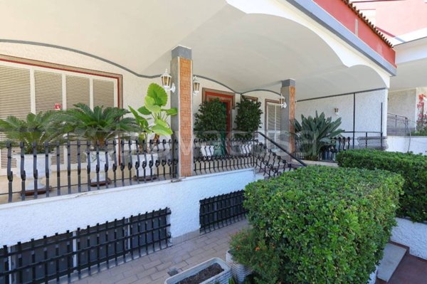 casa indipendente in vendita a Roma in zona Gianicolense