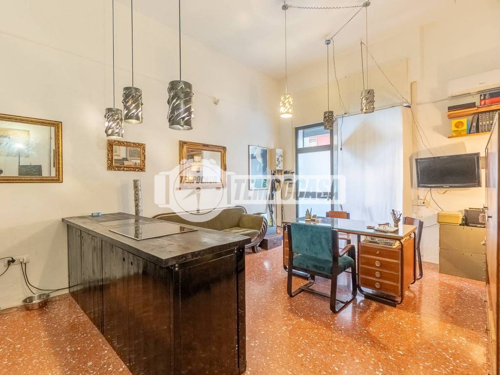 appartamento in vendita a Roma in zona Prenestino-Labicano