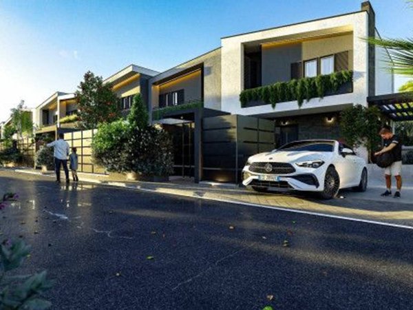 casa indipendente in vendita a Roma in zona Grottarossa