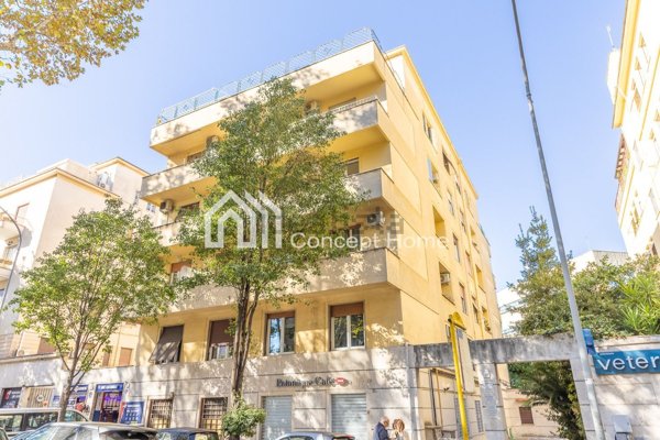 locale commerciale in vendita a Roma in zona Della Vittoria