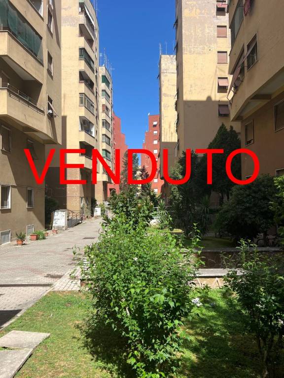 appartamento in vendita a Roma in zona Don Bosco