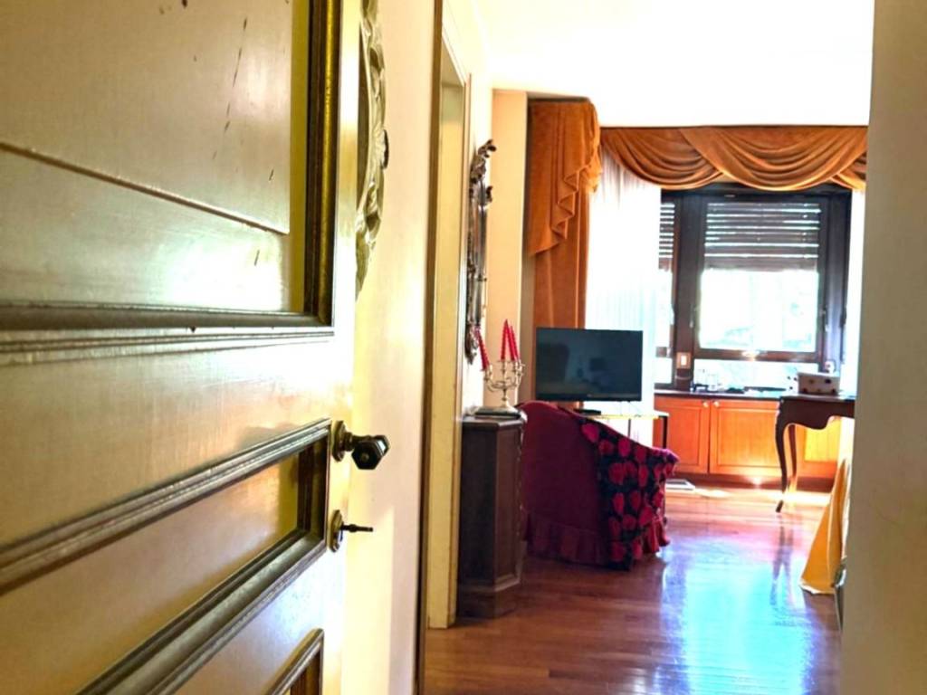 appartamento in vendita a Roma in zona Grottarossa