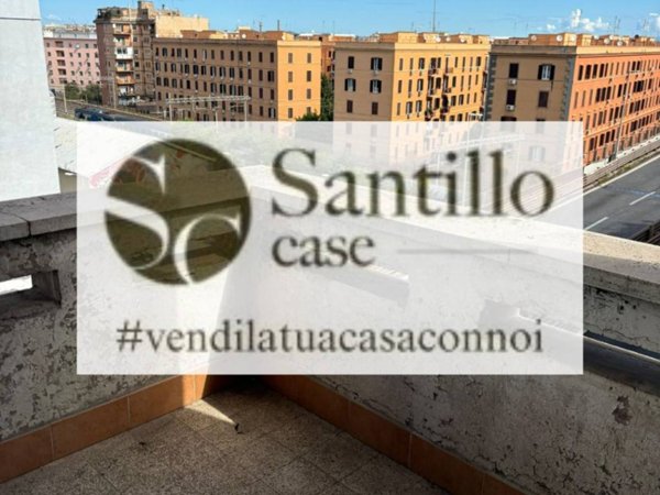 appartamento in vendita a Roma in zona Prenestino-Labicano