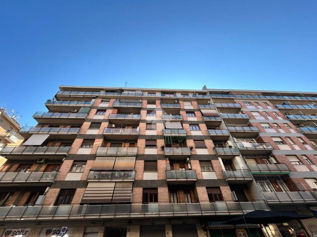 appartamento in vendita a Roma in zona Appio Claudio