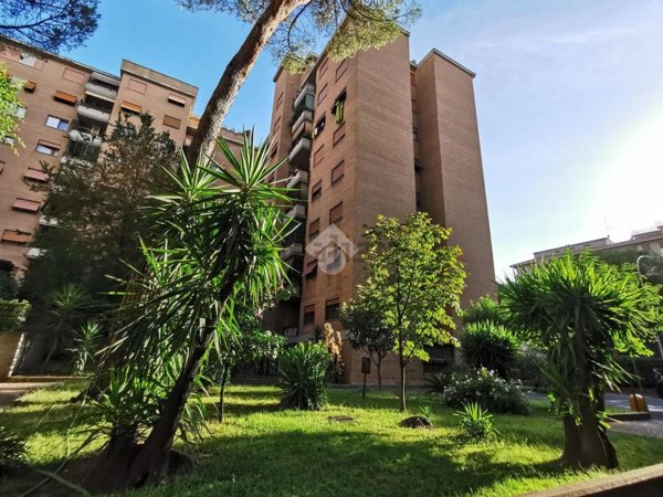 appartamento in vendita a Roma in zona Don Bosco