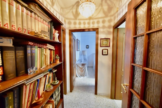 appartamento in vendita a Roma in zona Ostiense