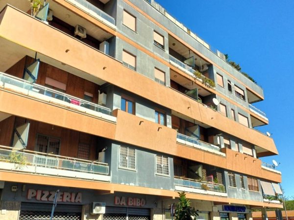 appartamento in vendita a Roma in zona Ostia