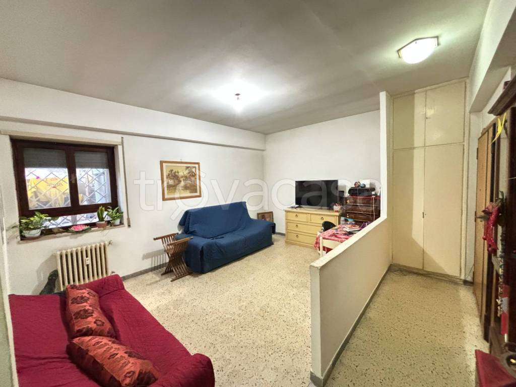 appartamento in vendita a Roma in zona Ardeatino