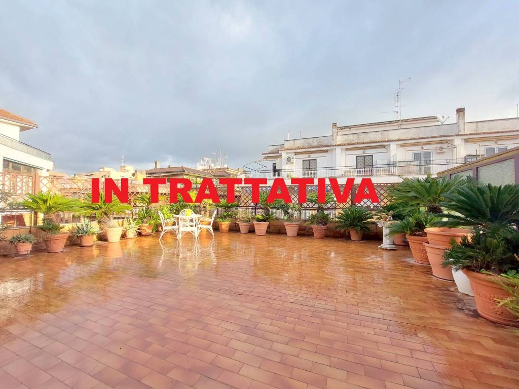 appartamento in vendita a Roma in zona Appio Claudio