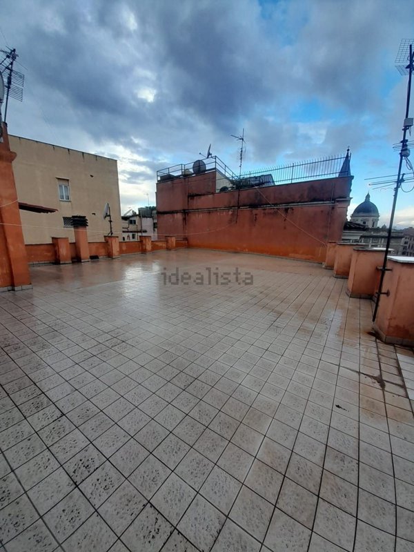 appartamento in vendita a Roma in zona Esquilino