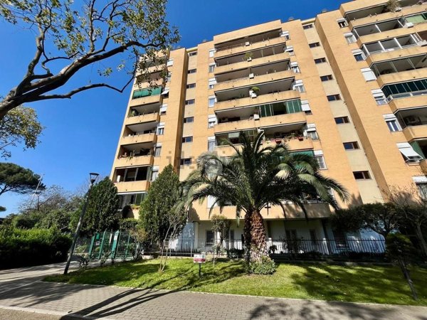 appartamento in vendita a Roma in zona Don Bosco