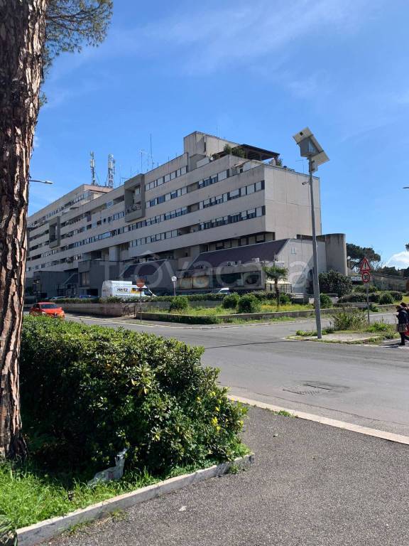 appartamento in vendita a Roma in zona Spinaceto