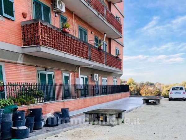 appartamento in vendita a Roma in zona Torrevecchia