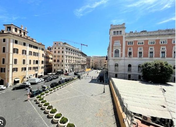 appartamento in vendita a Roma in zona Campo Marzio