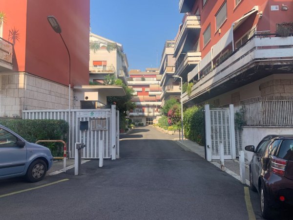 appartamento in vendita a Roma in zona Aurelio