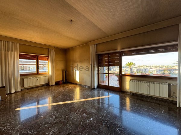 casa indipendente in vendita a Roma