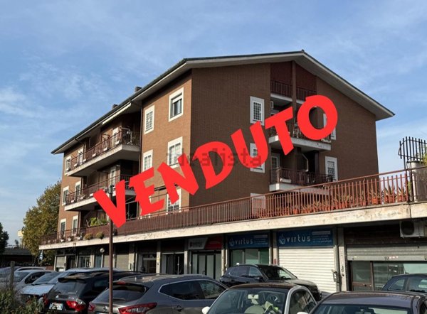 appartamento in vendita a Roma in zona Casal Morena