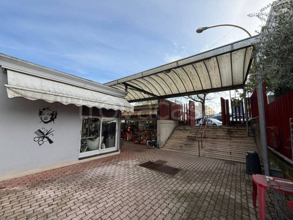 negozio in vendita a Roma