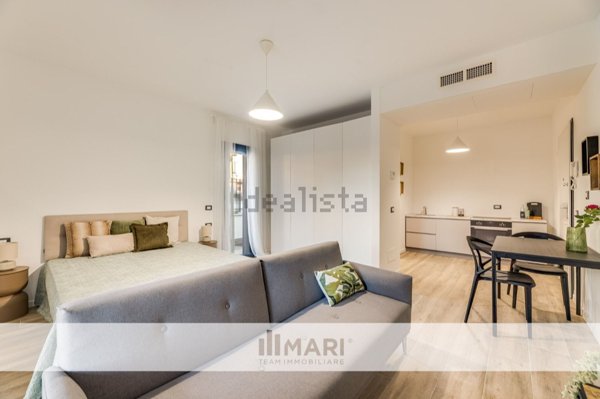 appartamento in vendita a Roma in zona Tor Bella Monaca