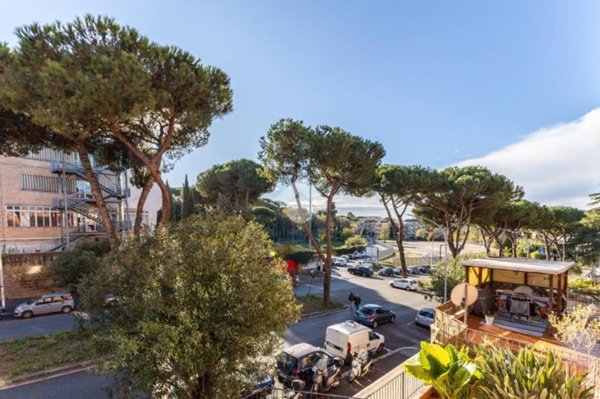 appartamento in vendita a Roma in zona Gianicolense