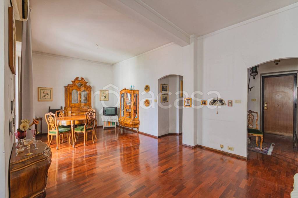 appartamento in vendita a Roma in zona Gianicolense