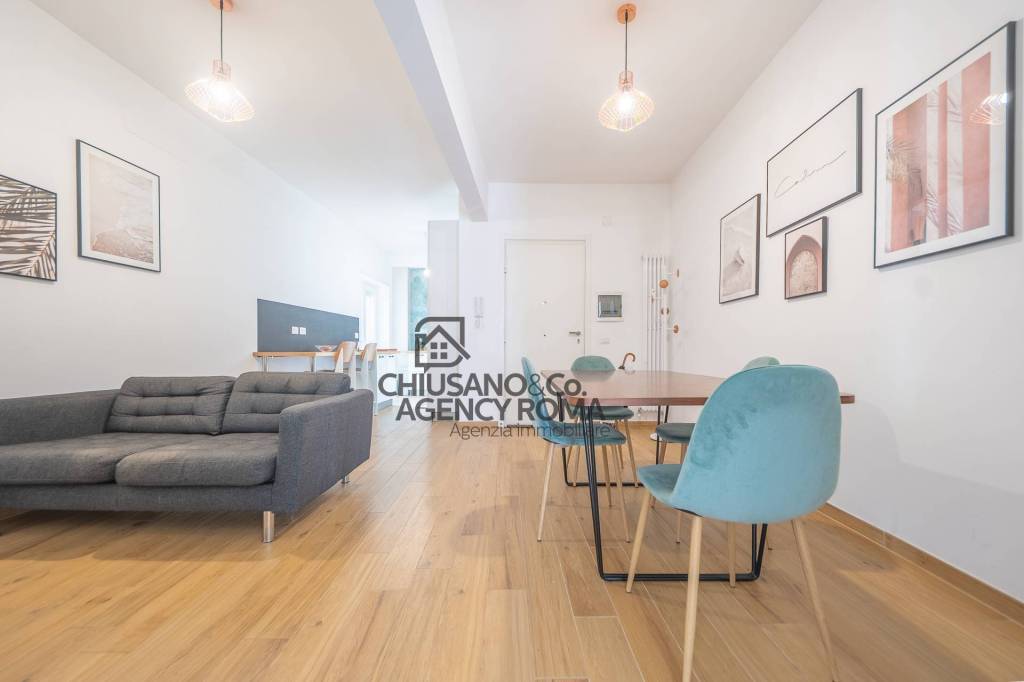 appartamento in vendita a Roma in zona Appio Latino