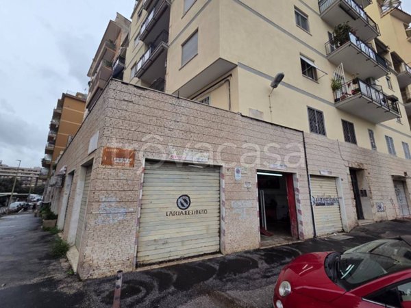 negozio in vendita a Roma