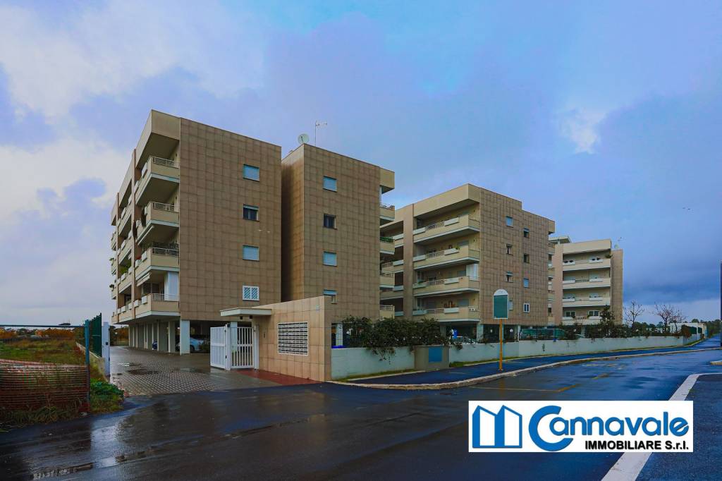 appartamento in vendita a Roma in zona Infernetto