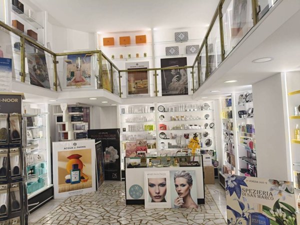 negozio in vendita a Roma in zona Flaminio