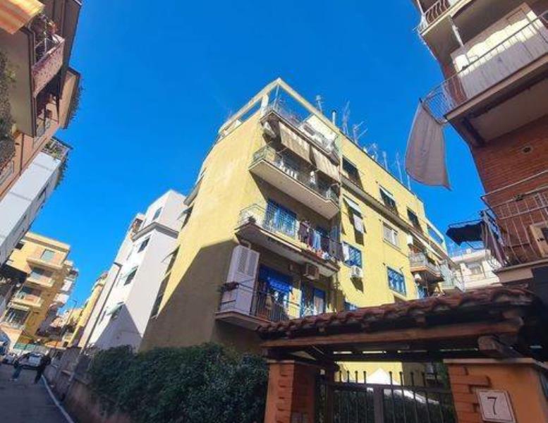appartamento in vendita a Roma in zona Prenestino-Centocelle