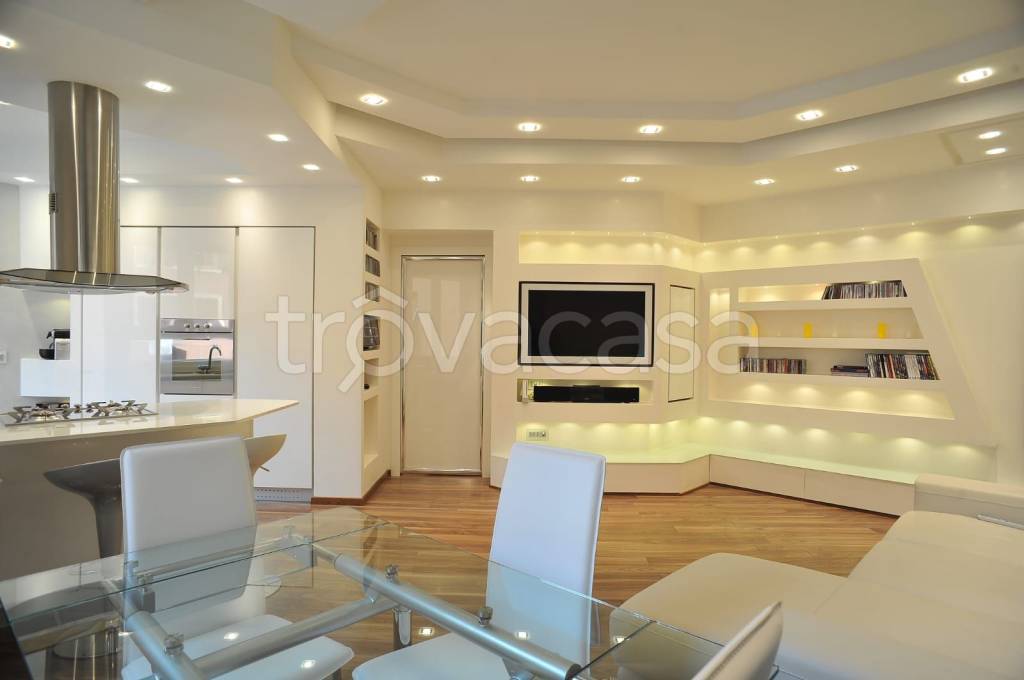 appartamento in vendita a Roma in zona Tuscolano