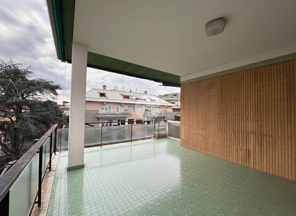 appartamento in vendita a Roma in zona Aurelio